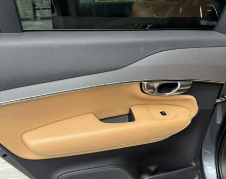 Сірий Вольво ХС90, об'ємом двигуна 1.97 л та пробігом 210 тис. км за 29900 $, фото 20 на Automoto.ua