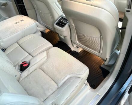 Серый Вольво ХС90, объемом двигателя 2 л и пробегом 72 тыс. км за 12300 $, фото 12 на Automoto.ua