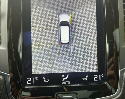 Сірий Вольво ХС90, об'ємом двигуна 2 л та пробігом 132 тис. км за 27000 $, фото 18 на Automoto.ua