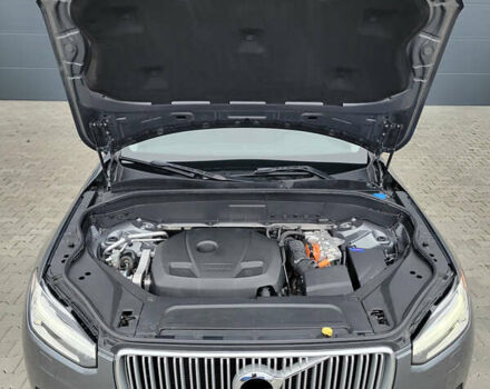 Серый Вольво ХС90, объемом двигателя 1.97 л и пробегом 180 тыс. км за 32000 $, фото 49 на Automoto.ua