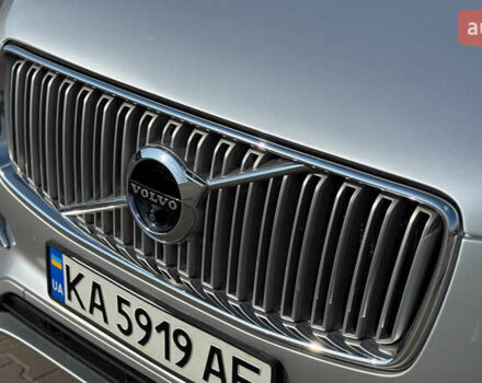 Сірий Вольво ХС90, об'ємом двигуна 1.97 л та пробігом 102 тис. км за 33000 $, фото 9 на Automoto.ua