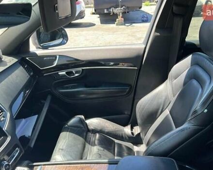 Серый Вольво ХС90, объемом двигателя 2 л и пробегом 250 тыс. км за 18400 $, фото 7 на Automoto.ua