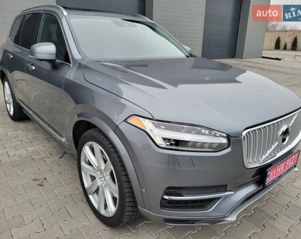 Серый Вольво ХС90, объемом двигателя 1.97 л и пробегом 180 тыс. км за 32000 $, фото 2 на Automoto.ua