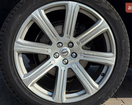 Сірий Вольво ХС90, об'ємом двигуна 1.97 л та пробігом 102 тис. км за 33000 $, фото 44 на Automoto.ua