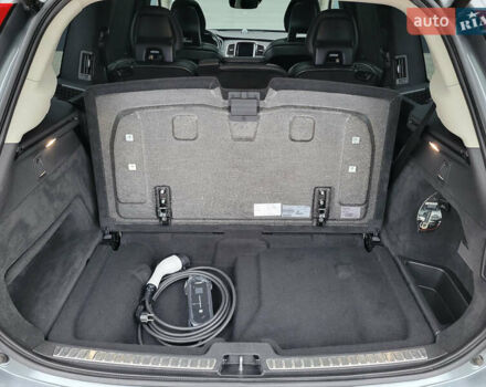 Серый Вольво ХС90, объемом двигателя 1.97 л и пробегом 180 тыс. км за 32000 $, фото 39 на Automoto.ua