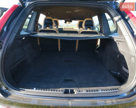 Сірий Вольво ХС90, об'ємом двигуна 1.97 л та пробігом 72 тис. км за 34000 $, фото 37 на Automoto.ua