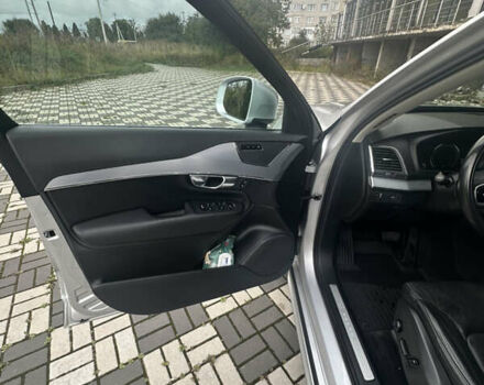 Сірий Вольво ХС90, об'ємом двигуна 2 л та пробігом 132 тис. км за 27000 $, фото 26 на Automoto.ua