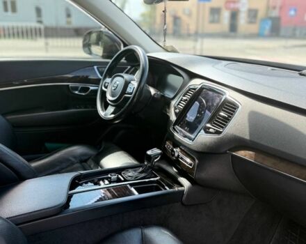 Сірий Вольво ХС90, об'ємом двигуна 2 л та пробігом 205 тис. км за 29000 $, фото 5 на Automoto.ua