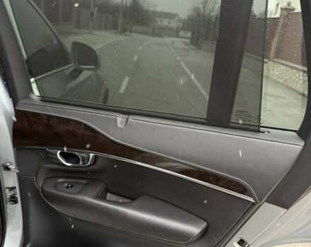 Серый Вольво ХС90, объемом двигателя 1.97 л и пробегом 200 тыс. км за 32000 $, фото 12 на Automoto.ua