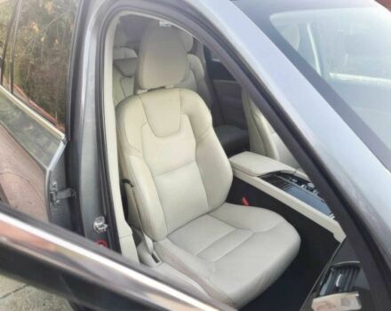 Сірий Вольво ХС90, об'ємом двигуна 2 л та пробігом 50 тис. км за 17000 $, фото 11 на Automoto.ua