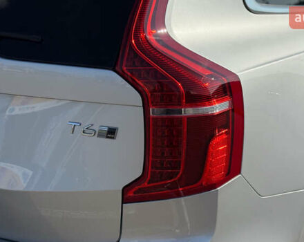 Сірий Вольво ХС90, об'ємом двигуна 1.97 л та пробігом 102 тис. км за 33000 $, фото 16 на Automoto.ua