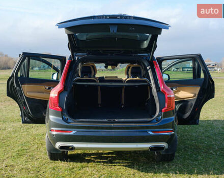 Сірий Вольво ХС90, об'ємом двигуна 1.97 л та пробігом 72 тис. км за 34000 $, фото 23 на Automoto.ua