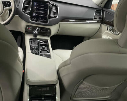 Сірий Вольво ХС90, об'ємом двигуна 1.97 л та пробігом 153 тис. км за 31000 $, фото 9 на Automoto.ua