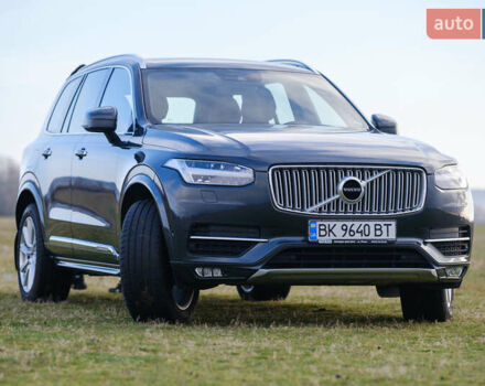 Сірий Вольво ХС90, об'ємом двигуна 1.97 л та пробігом 72 тис. км за 34000 $, фото 1 на Automoto.ua