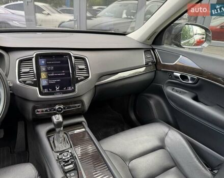 Серый Вольво ХС90, объемом двигателя 1.97 л и пробегом 30 тыс. км за 29999 $, фото 22 на Automoto.ua