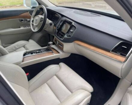 Серый Вольво ХС90, объемом двигателя 2 л и пробегом 88 тыс. км за 11500 $, фото 10 на Automoto.ua