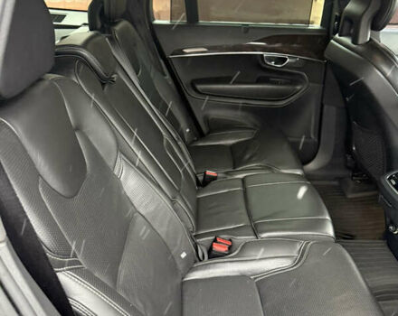 Серый Вольво ХС90, объемом двигателя 1.97 л и пробегом 200 тыс. км за 32000 $, фото 13 на Automoto.ua