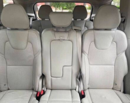 Серый Вольво ХС90, объемом двигателя 2 л и пробегом 88 тыс. км за 11500 $, фото 12 на Automoto.ua