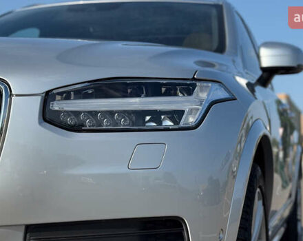 Сірий Вольво ХС90, об'ємом двигуна 1.97 л та пробігом 102 тис. км за 33000 $, фото 8 на Automoto.ua