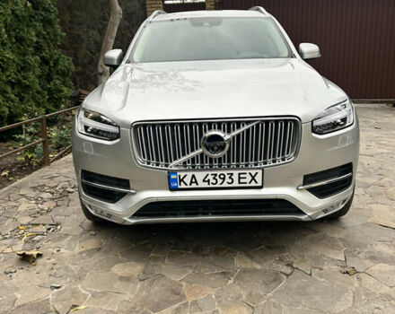 Серый Вольво ХС90, объемом двигателя 2 л и пробегом 34 тыс. км за 25500 $, фото 2 на Automoto.ua