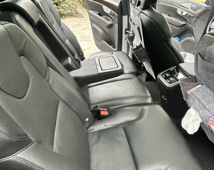 Серый Вольво ХС90, объемом двигателя 2 л и пробегом 34 тыс. км за 25500 $, фото 28 на Automoto.ua