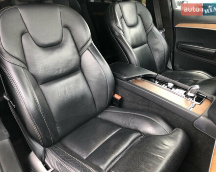 Серый Вольво ХС90, объемом двигателя 1.97 л и пробегом 85 тыс. км за 43000 $, фото 34 на Automoto.ua