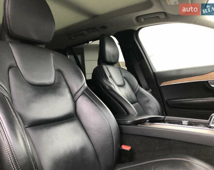 Серый Вольво ХС90, объемом двигателя 1.97 л и пробегом 85 тыс. км за 43000 $, фото 35 на Automoto.ua