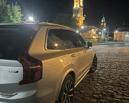 Серый Вольво ХС90, объемом двигателя 1.97 л и пробегом 90 тыс. км за 44000 $, фото 1 на Automoto.ua