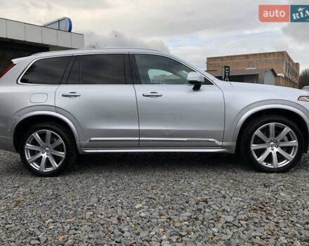 Серый Вольво ХС90, объемом двигателя 1.97 л и пробегом 85 тыс. км за 43000 $, фото 16 на Automoto.ua