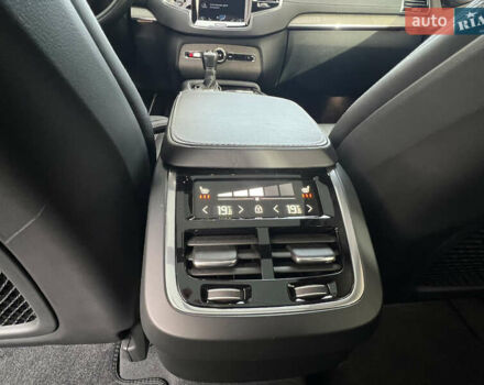 Серый Вольво ХС90, объемом двигателя 2 л и пробегом 143 тыс. км за 40400 $, фото 80 на Automoto.ua