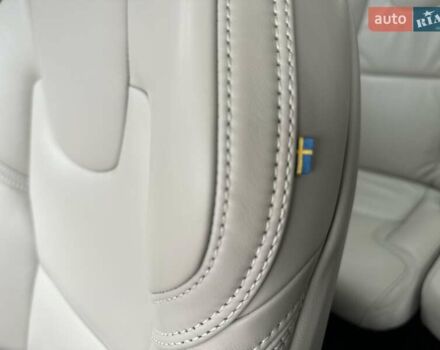 Вольво ХС90 2019 в Львове на Automoto.ua Серый Вольво ХС90, объемом двигателя 2 л и пробегом 146 тыс. км за 48486 $, фото 50 на Automoto.ua