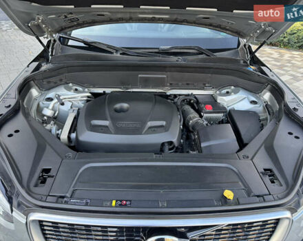 Серый Вольво ХС90, объемом двигателя 2 л и пробегом 82 тыс. км за 28999 $, фото 46 на Automoto.ua