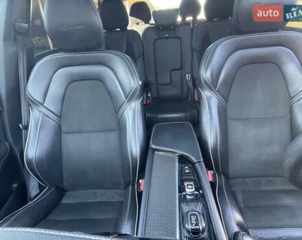 Серый Вольво ХС90, объемом двигателя 2 л и пробегом 82 тыс. км за 28900 $, фото 13 на Automoto.ua