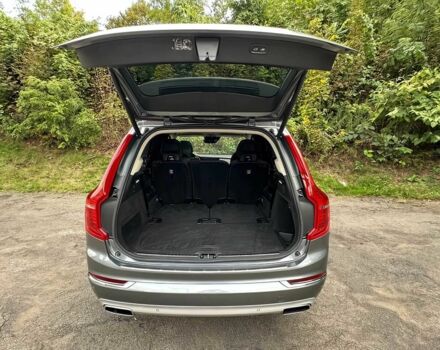 Серый Вольво ХС90, объемом двигателя 2 л и пробегом 48 тыс. км за 14000 $, фото 12 на Automoto.ua