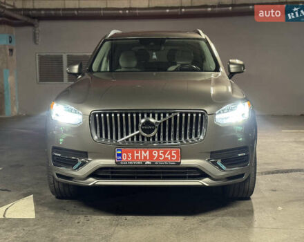 Серый Вольво ХС90, объемом двигателя 2 л и пробегом 93 тыс. км за 49999 $, фото 2 на Automoto.ua