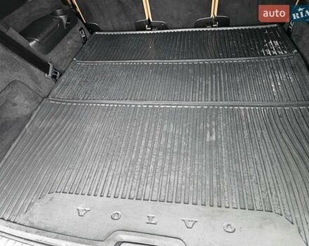 Серый Вольво ХС90, объемом двигателя 1.97 л и пробегом 100 тыс. км за 37500 $, фото 35 на Automoto.ua