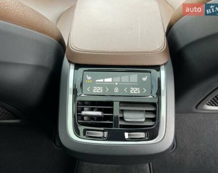 Серый Вольво ХС90, объемом двигателя 1.97 л и пробегом 99 тыс. км за 32999 $, фото 45 на Automoto.ua