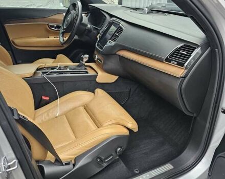 Серый Вольво ХС90, объемом двигателя 1.97 л и пробегом 100 тыс. км за 37500 $, фото 34 на Automoto.ua