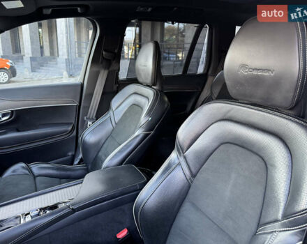 Серый Вольво ХС90, объемом двигателя 2 л и пробегом 82 тыс. км за 28999 $, фото 26 на Automoto.ua