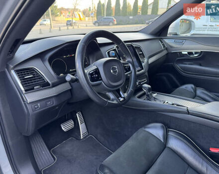Серый Вольво ХС90, объемом двигателя 2 л и пробегом 82 тыс. км за 28999 $, фото 25 на Automoto.ua