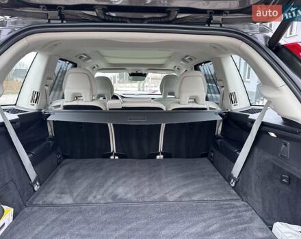Вольво ХС90 2019 в Львове на Automoto.ua Серый Вольво ХС90, объемом двигателя 2 л и пробегом 146 тыс. км за 48486 $, фото 20 на Automoto.ua