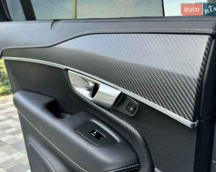 Серый Вольво ХС90, объемом двигателя 2 л и пробегом 82 тыс. км за 28999 $, фото 42 на Automoto.ua