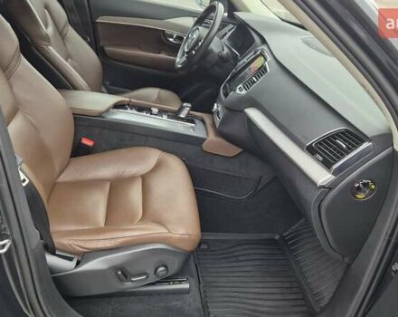 Сірий Вольво ХС90, об'ємом двигуна 1.97 л та пробігом 150 тис. км за 38500 $, фото 18 на Automoto.ua