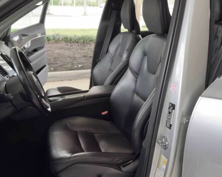 Сірий Вольво ХС90, об'ємом двигуна 2 л та пробігом 43 тис. км за 19500 $, фото 10 на Automoto.ua