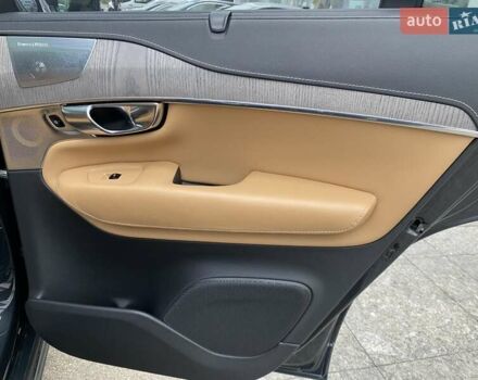 Сірий Вольво ХС90, об'ємом двигуна 1.97 л та пробігом 186 тис. км за 37500 $, фото 14 на Automoto.ua