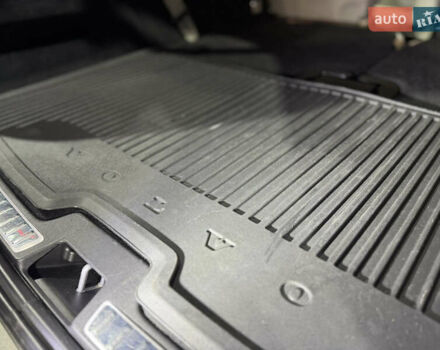 Серый Вольво ХС90, объемом двигателя 2 л и пробегом 93 тыс. км за 49999 $, фото 53 на Automoto.ua