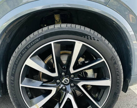 Серый Вольво ХС90, объемом двигателя 1.97 л и пробегом 184 тыс. км за 32999 $, фото 5 на Automoto.ua