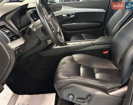 Вольво ХС90 2019 в Львове на Automoto.ua Серый Вольво ХС90, объемом двигателя 1.97 л и пробегом 117 тыс. км за 36900 $, фото 14 на Automoto.ua