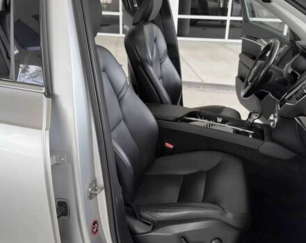 Сірий Вольво ХС90, об'ємом двигуна 2 л та пробігом 43 тис. км за 19500 $, фото 8 на Automoto.ua