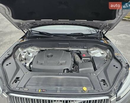 Серый Вольво ХС90, объемом двигателя 1.97 л и пробегом 100 тыс. км за 37500 $, фото 14 на Automoto.ua